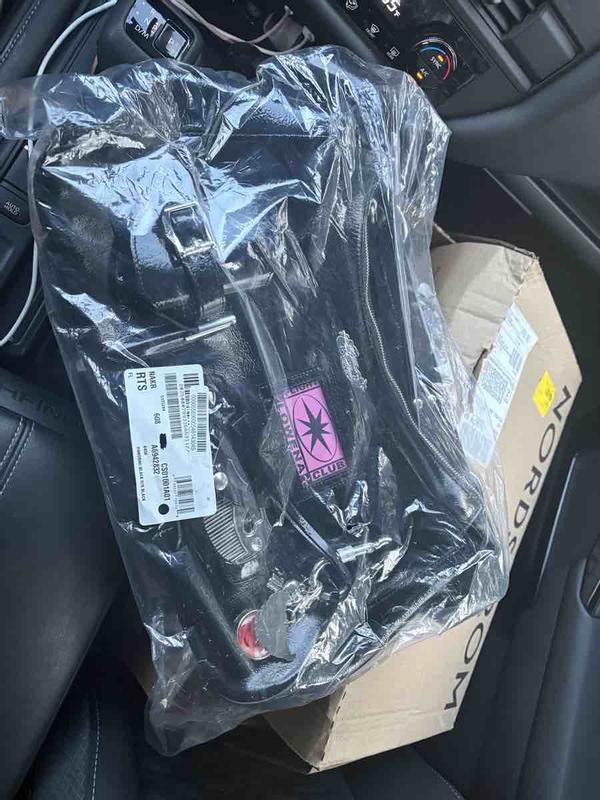 Review Thumbnail Image 3 250981832