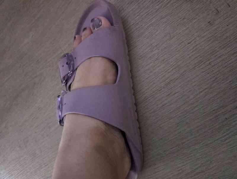 Customer photo for "Fashion meets comfort"