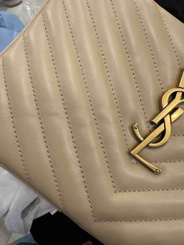 Customer photo for "Received used/damaged bag"