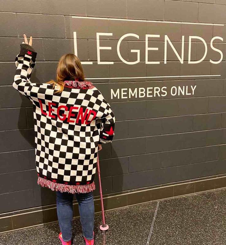 Review Thumbnail Image 0 225415540