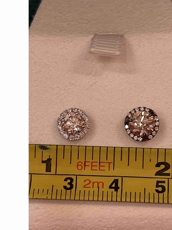 Review Thumbnail Image 0 228584255