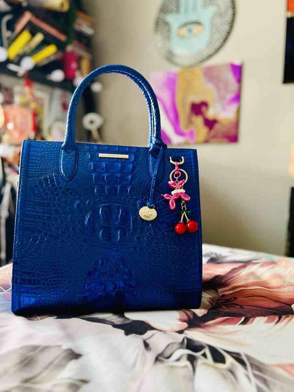 Review Thumbnail Image 0 235993696