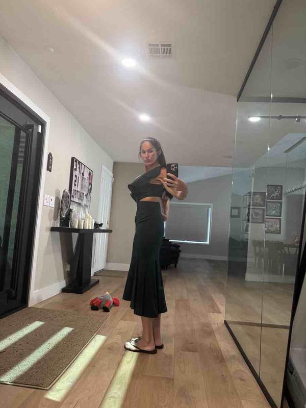 Customer photo for "Perfect cut, stretch to fabric"