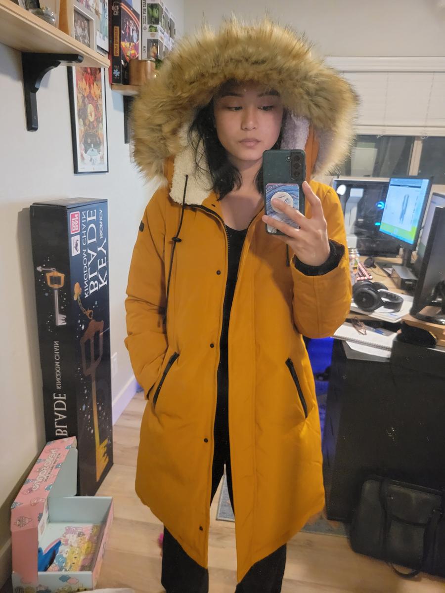 Comfy, warm, and gorgeous - love this parka!