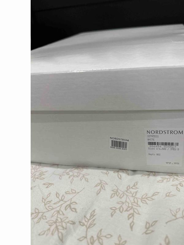 Customer photo for "Received used and in a plain white box"