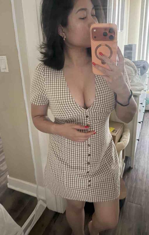 Customer photo for "Not for girls above 34B."