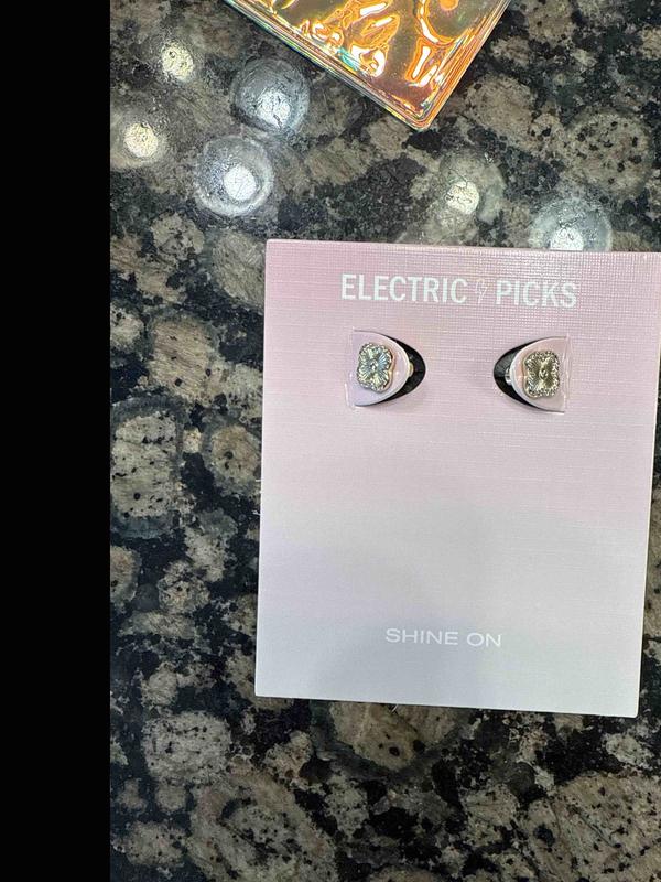 Review Thumbnail Image 1 244518223