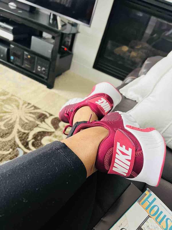 Review Thumbnail Image 2 215748579