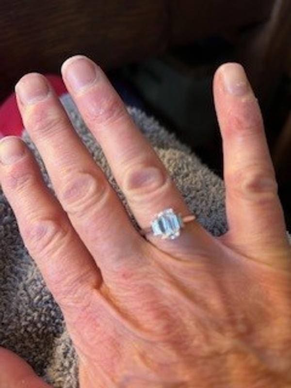 Review Thumbnail Image 1 238386270