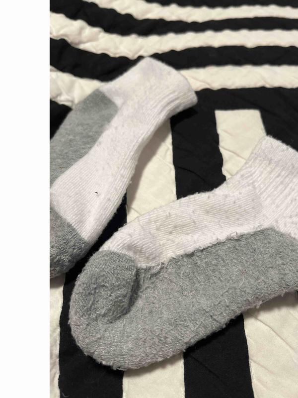 Customer photo for "Look very pilled after one wear"