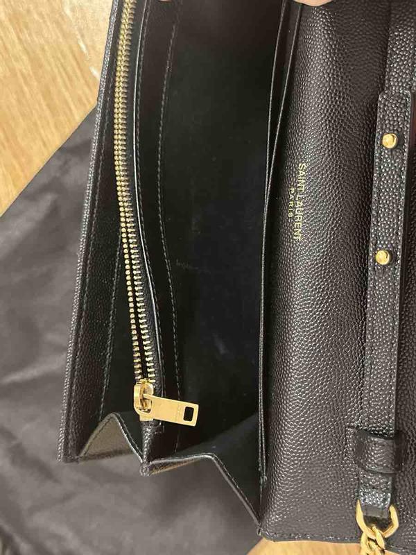 Customer photo for "Damaged"