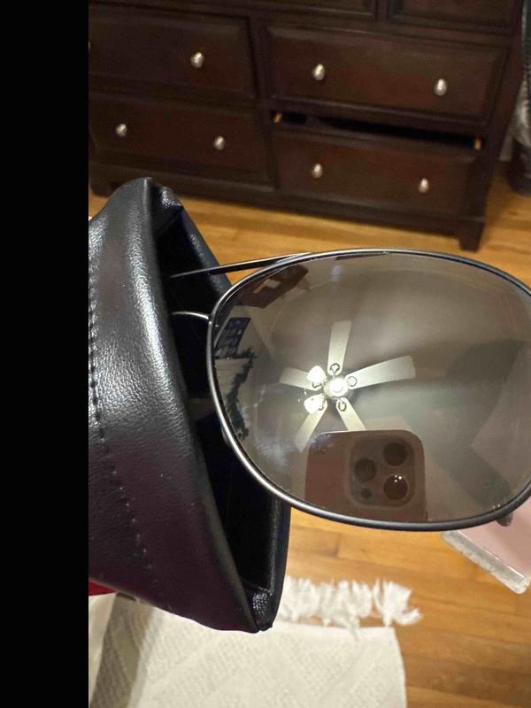 Customer photo for "Unsatisfied customer"