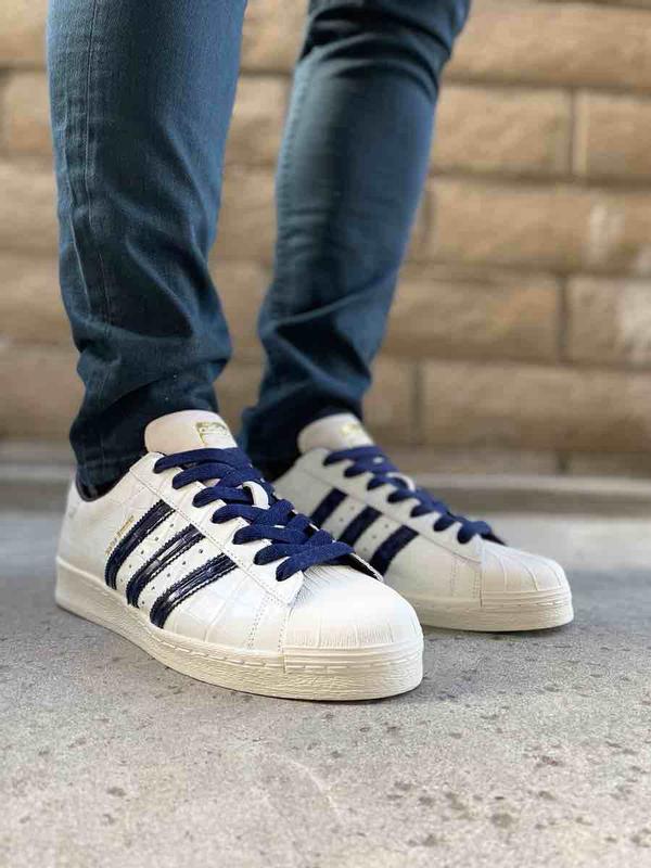 Customer photo for "5 Stars SuperSTARS"