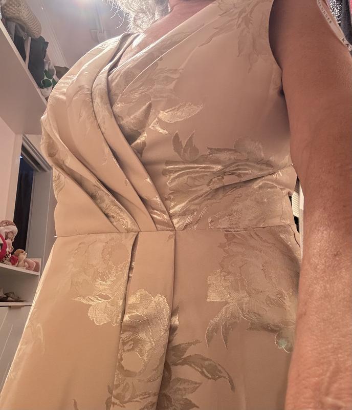 Review Thumbnail Image 2 235087373