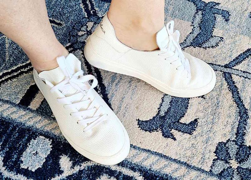 Customer photo for "Super comfortable cute minimalist tennie"