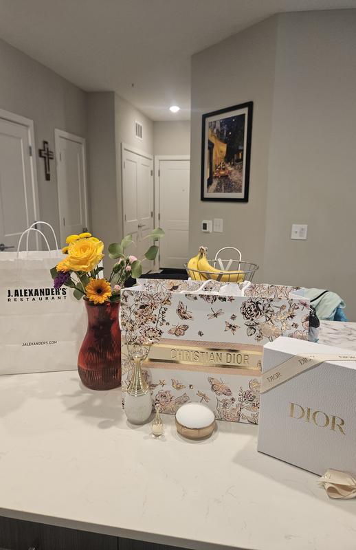 Customer photo for "The most lovely of all scents"