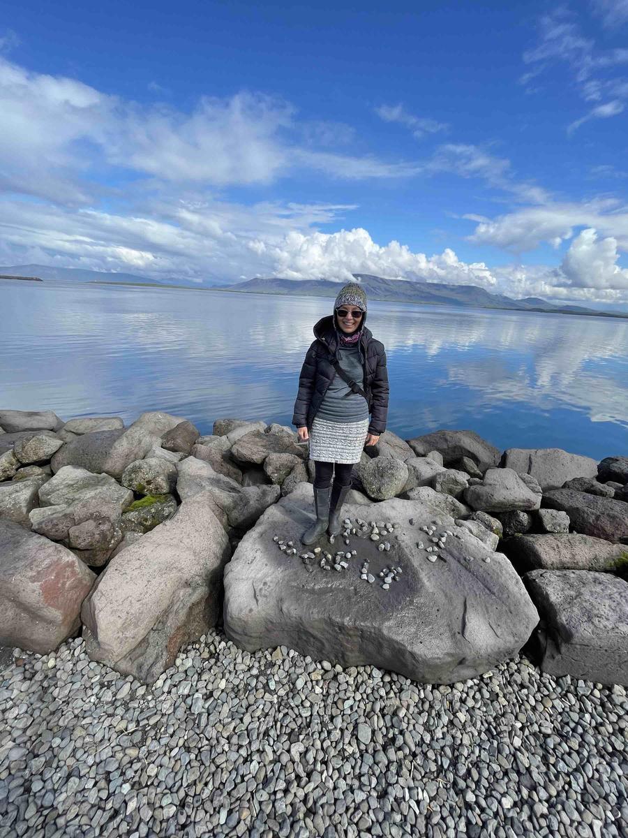 Review Thumbnail Image 0 209943481