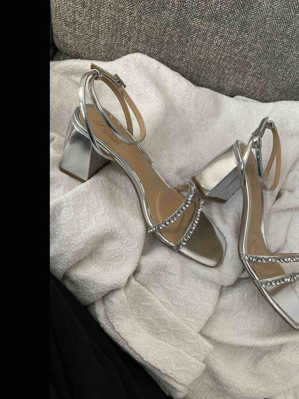 Review Thumbnail Image 1 243418340