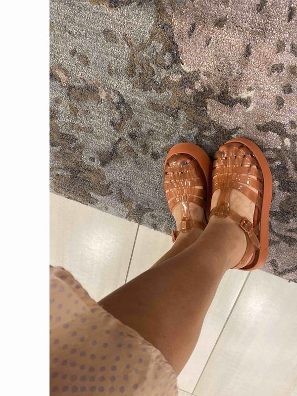 Review Thumbnail Image 0 217832568