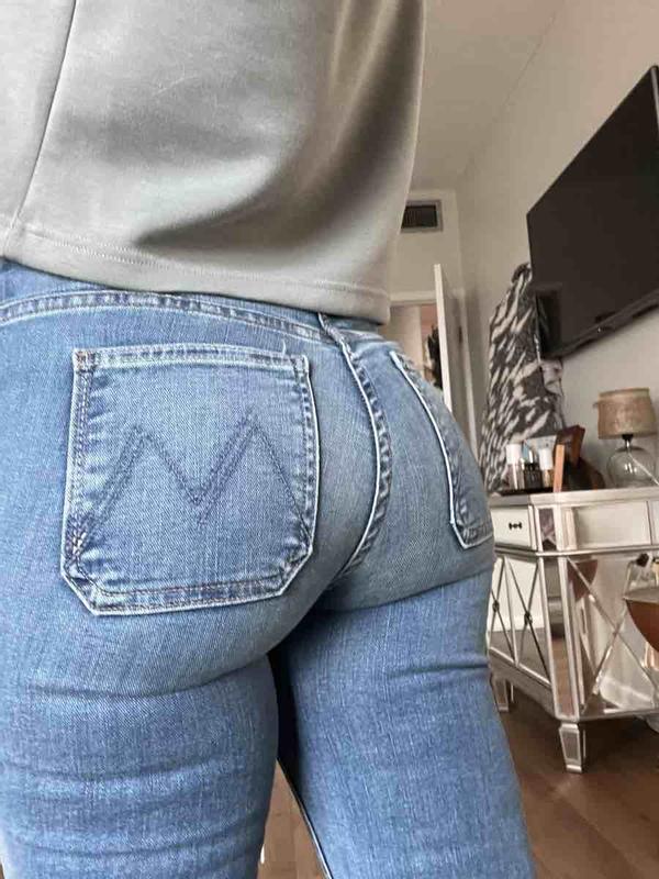 Customer photo for "love the feel and fit"