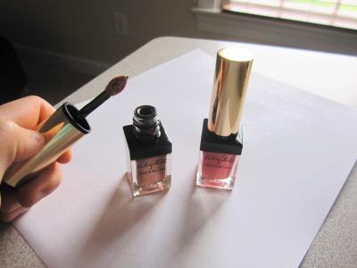 Customer photo for "Divine Texture, Pretty Colors, Happy Lips!"