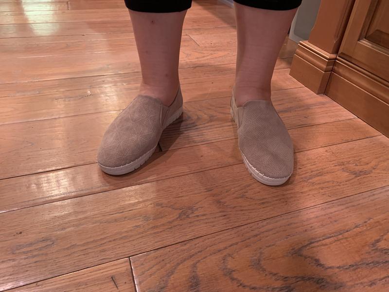 Review Thumbnail Image 1 220471718