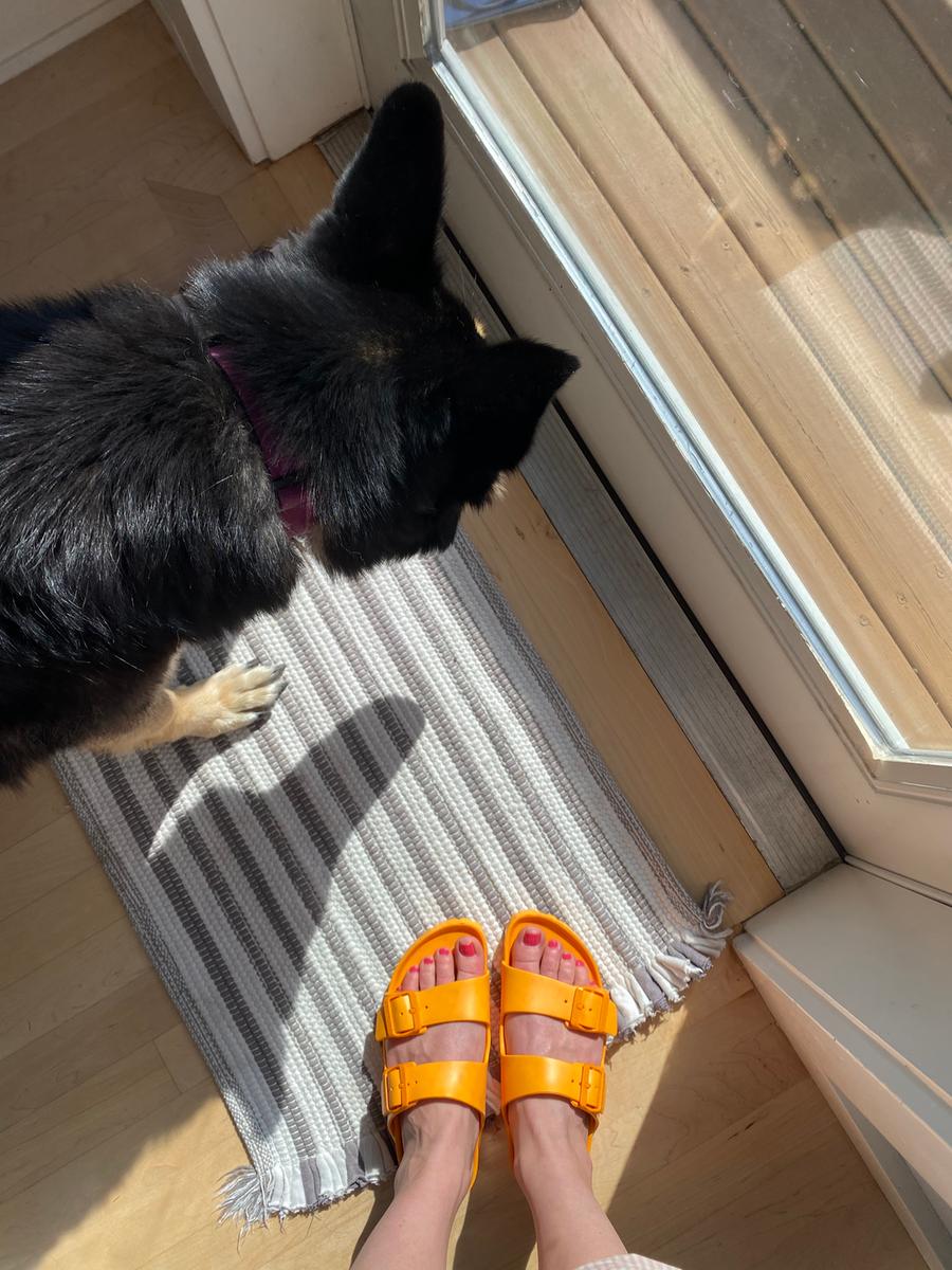 Review Thumbnail Image 0 195571853