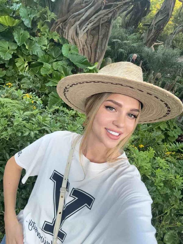 Review Thumbnail Image 0 238334859