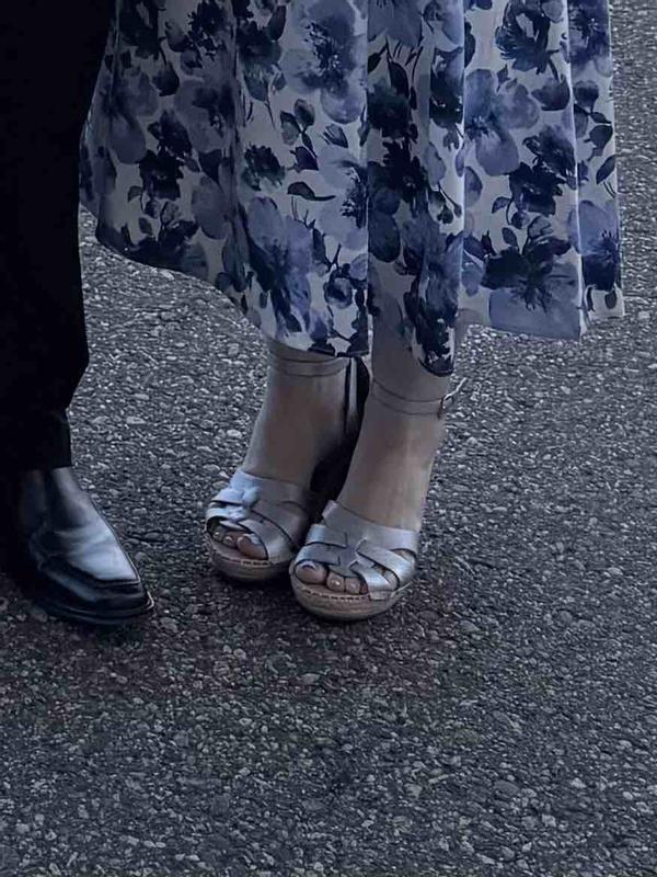 Review Thumbnail Image 1 243982901