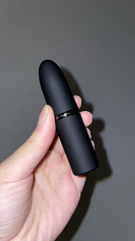 Customer photo for "Lip matte for summer! Must have"