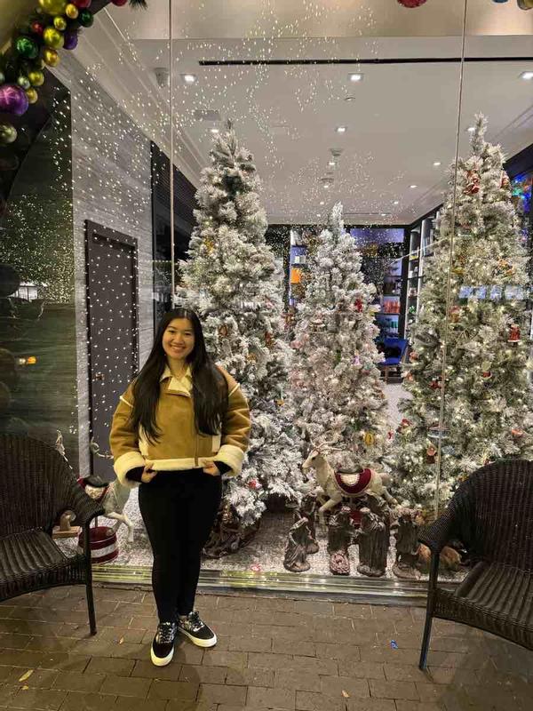 Review Thumbnail Image 0 230771993