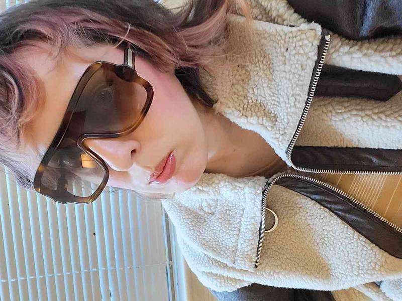 Review Thumbnail Image 1 218445972