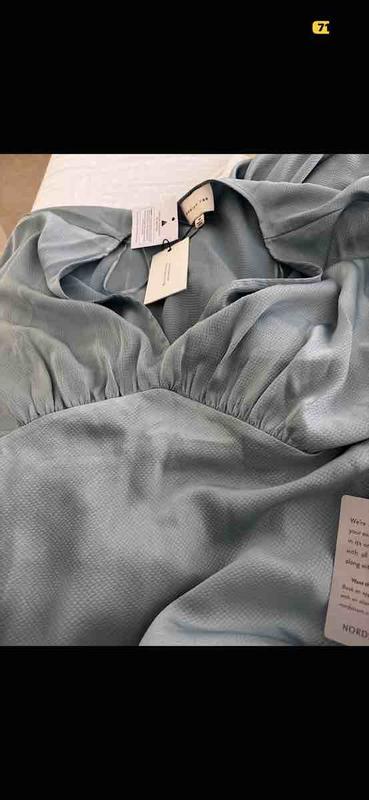 Review Thumbnail Image 0 249427510