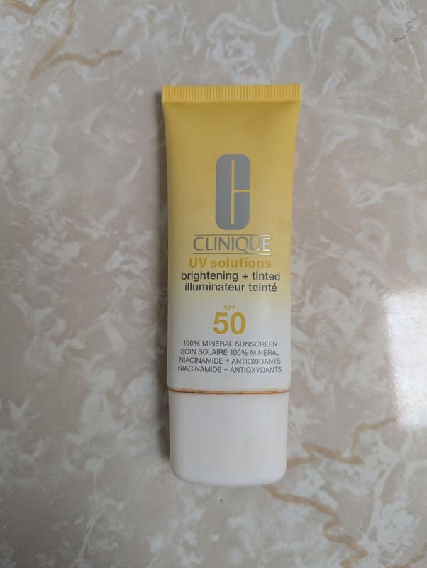 Customer photo for "Great tinted luminous mineral sunscreen"