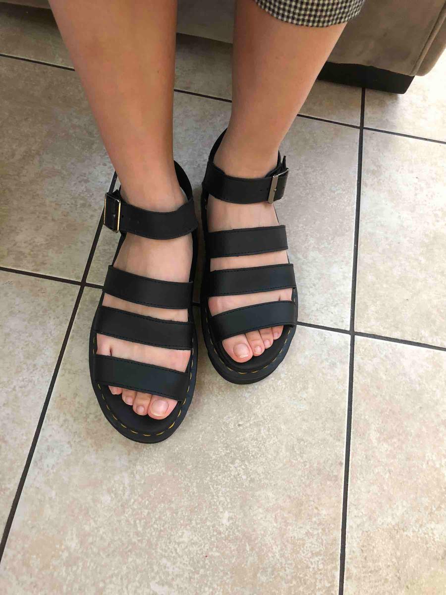 Review Thumbnail Image 0 196443189