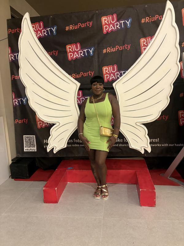 Review Thumbnail Image 0 241295889