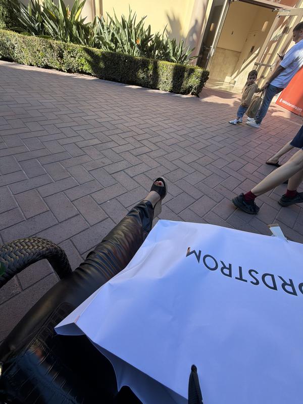 Review Thumbnail Image 0 249110205