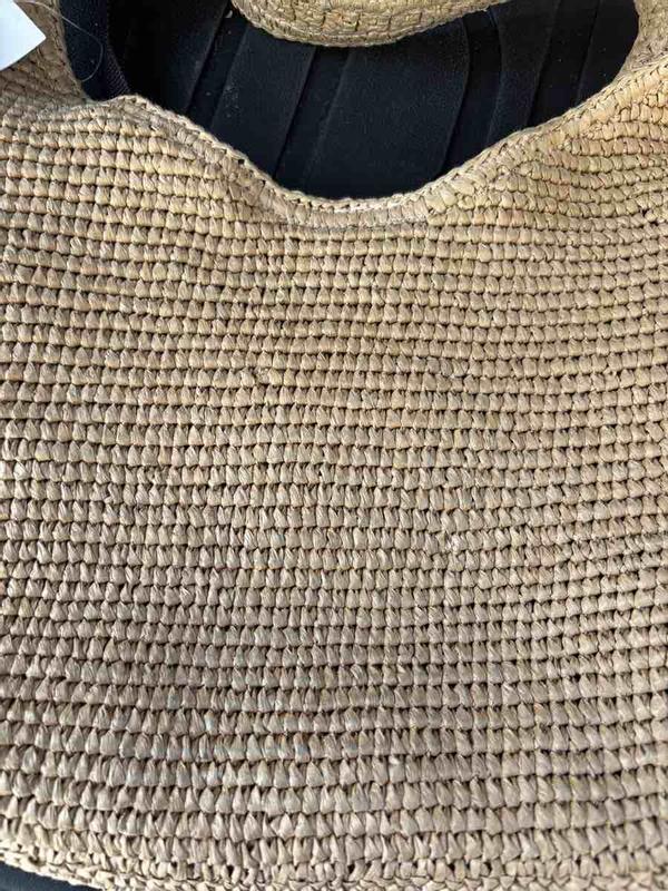 Review Thumbnail Image 0 241573668