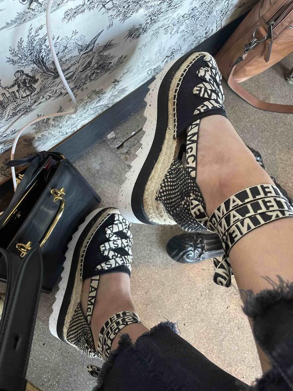 Review Thumbnail Image 0 214603186