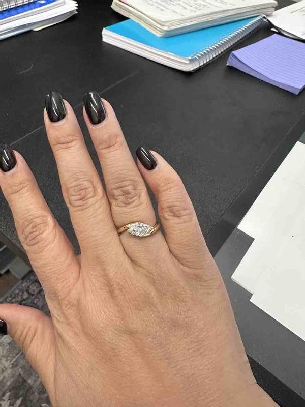 Review Thumbnail Image 0 248439740