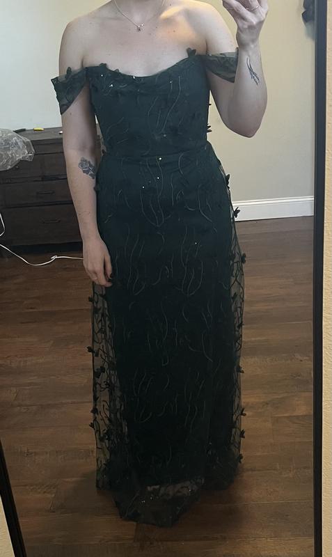 Customer photo for "Cheap material"