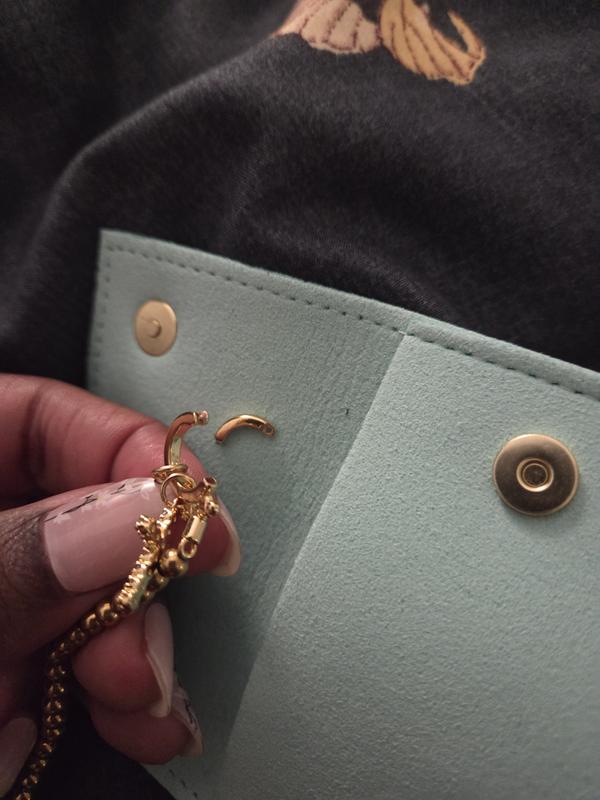 Customer photo for "Horrible latch"