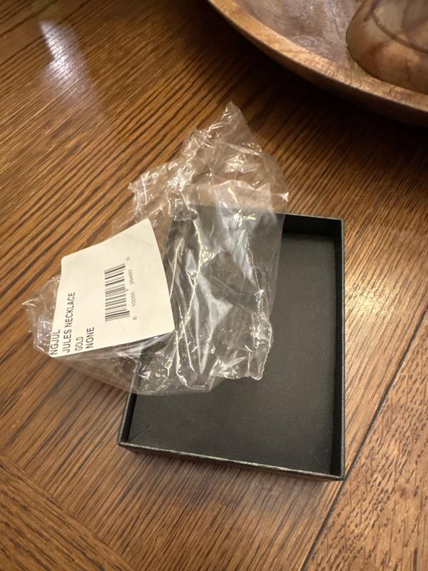 Review Thumbnail Image 0 239862414