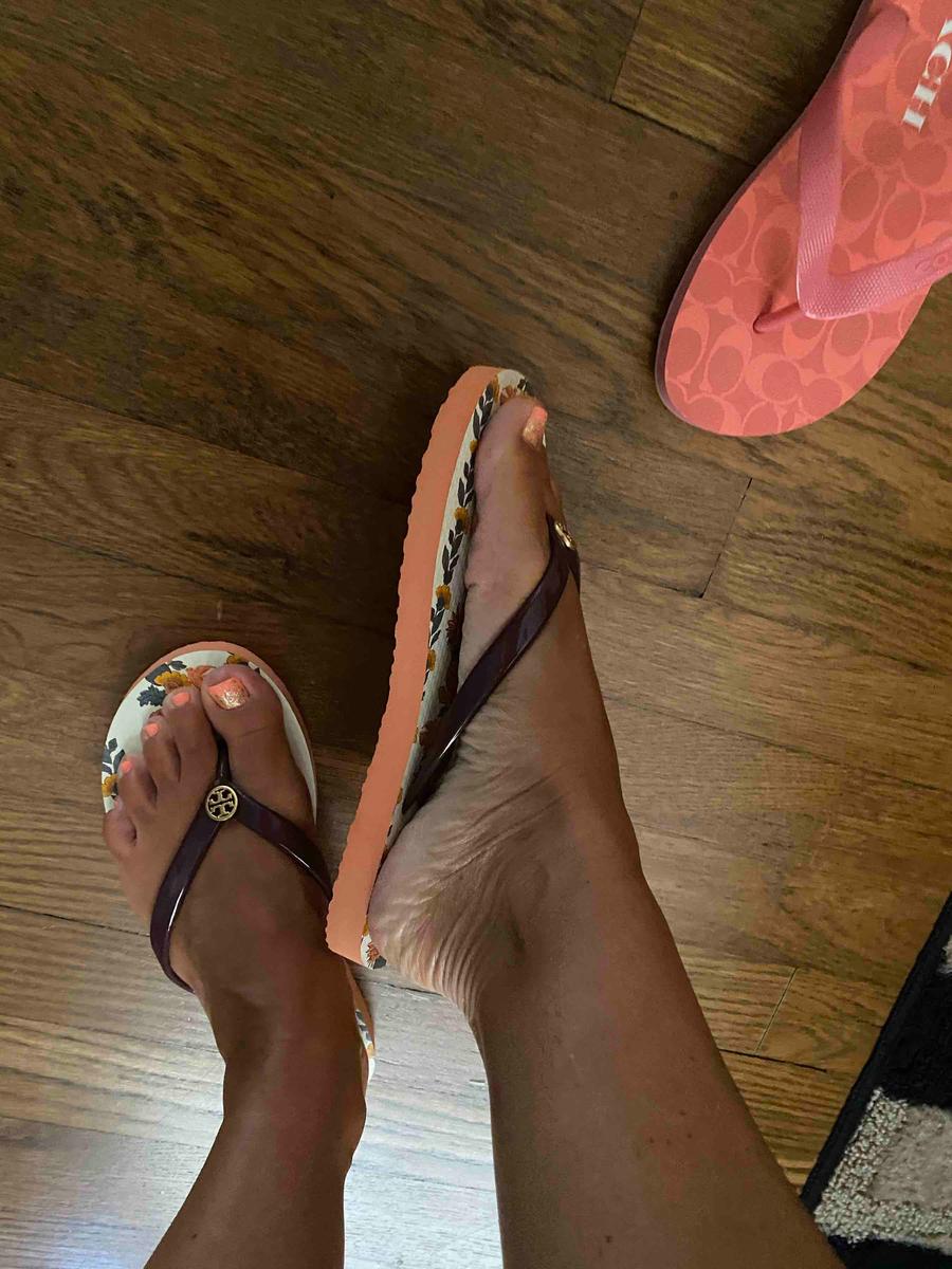 Review Thumbnail Image 1 198350756