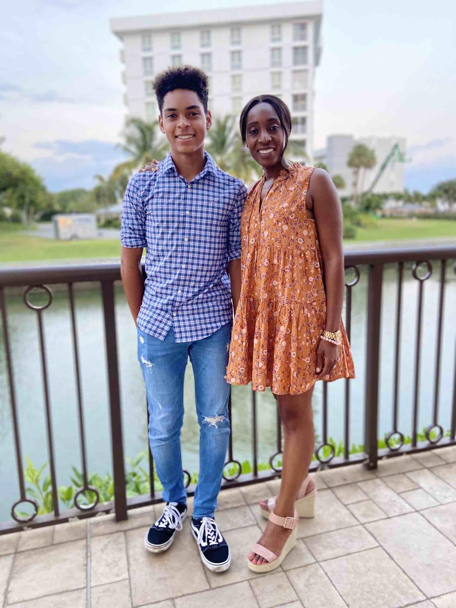 Review Thumbnail Image 0 209217918