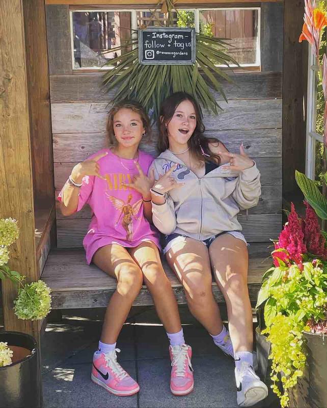 Review Thumbnail Image 0 220081814