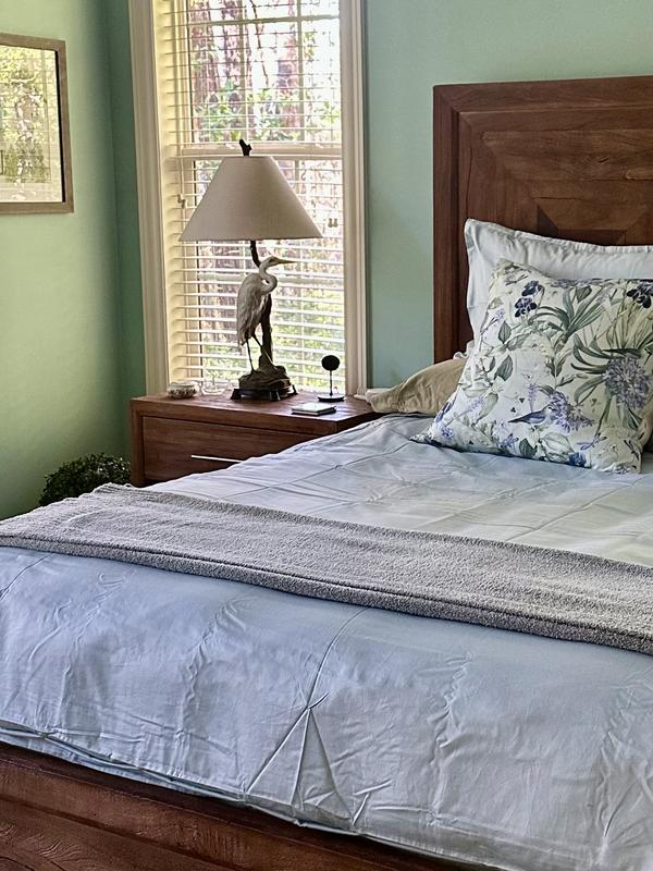 Review Thumbnail Image 0 238337167