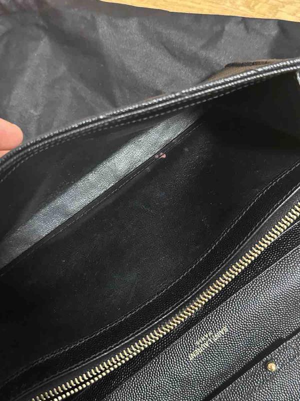 Customer photo for "Damaged"