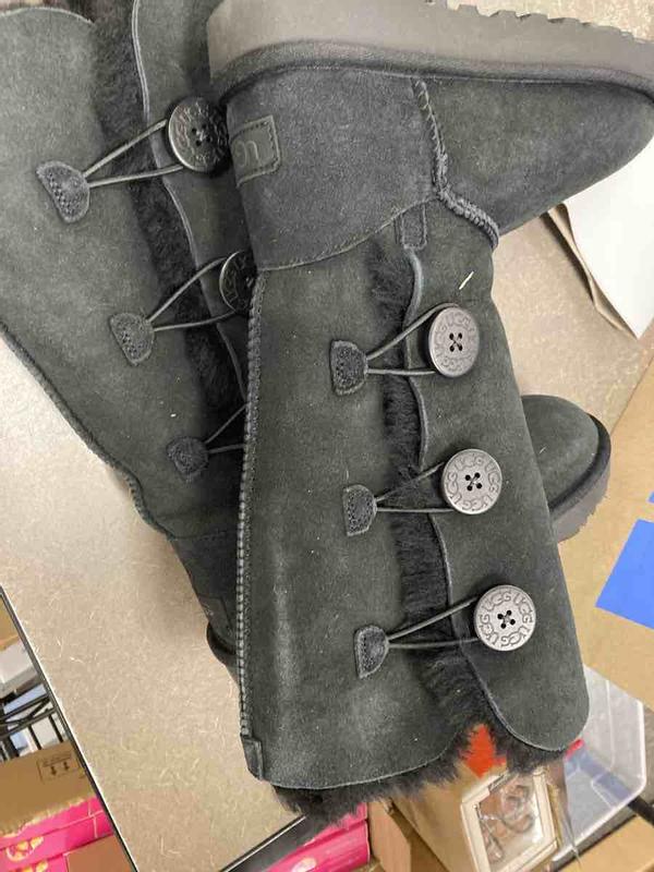 Customer photo for "not new shoes"