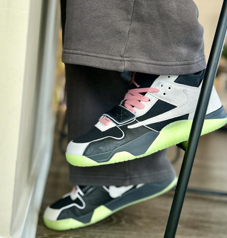 Review Thumbnail Image 1 247511928